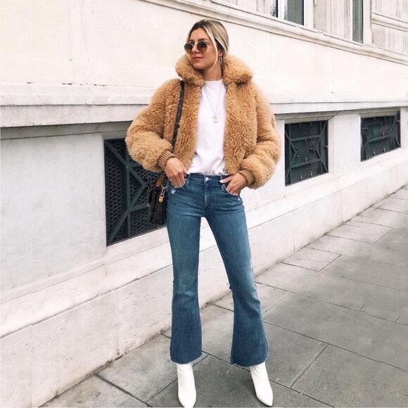 🛑SOLD🛑 Mother The Weekender Fray Jeans Size 25 Graffiti Girl Blue Mid Rise Flare - Picture 3 of 14